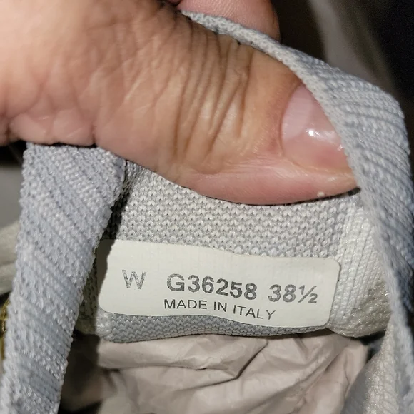 CHANEL Women's Authentic Trainers SUPERB!!! PREOWNED!!! - Picture 4 of 6